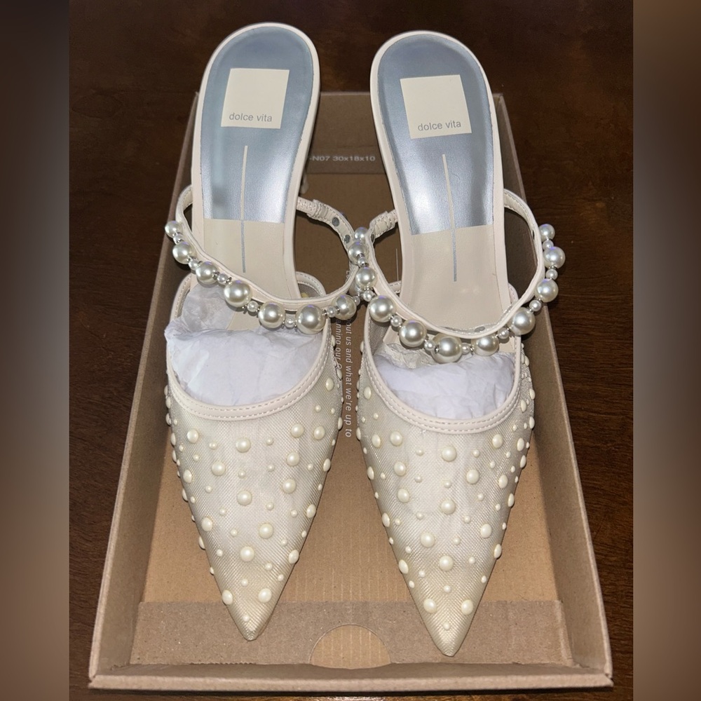 Dolce Vita Pearl Heels. Never been worn